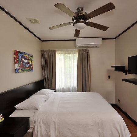 Hotel Colono Beach Коко Екстериор снимка