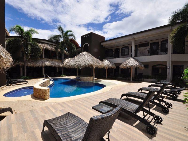 Hotel Colono Beach Коко Екстериор снимка
